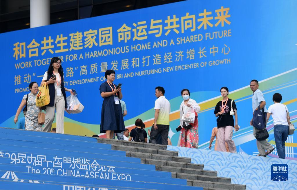 玩家世界登录